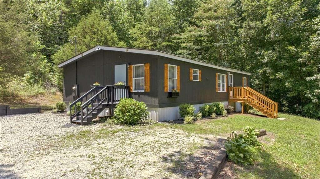 3561 Yonah Homer Road Lula, GA 30554 - Photo 4 of 39