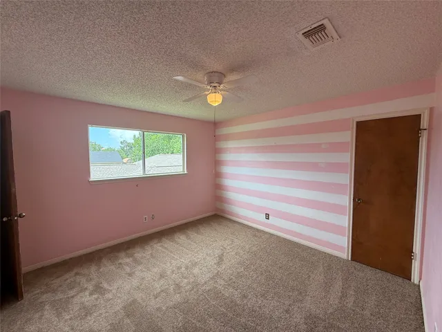 $225,000 | 921 South 6th Street, La Porte, TX 77571