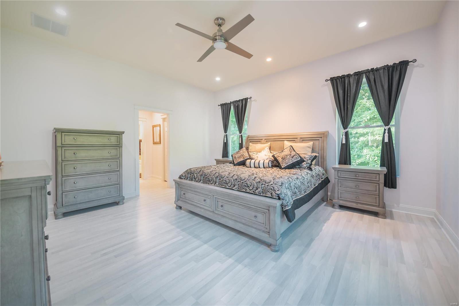 96 Hidden Creek Road Carbondale, IL 62903 - Photo 14 of 54 Gallery Image 14