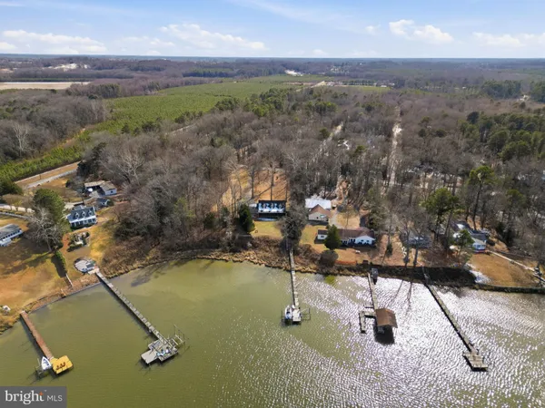 $815,000 | 82 Westmoreland Boulevard, Hague, VA 22469