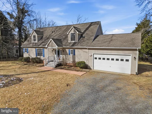$800,000 | 82 Westmoreland Boulevard, Hague, VA 22469