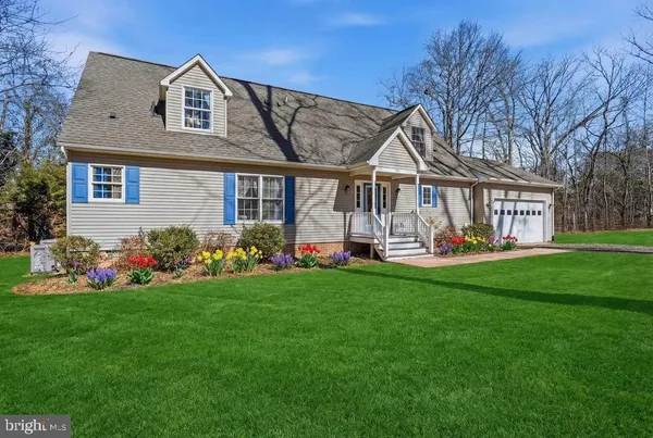 $750,000 | 82 Westmoreland Boulevard, Hague, VA 22469