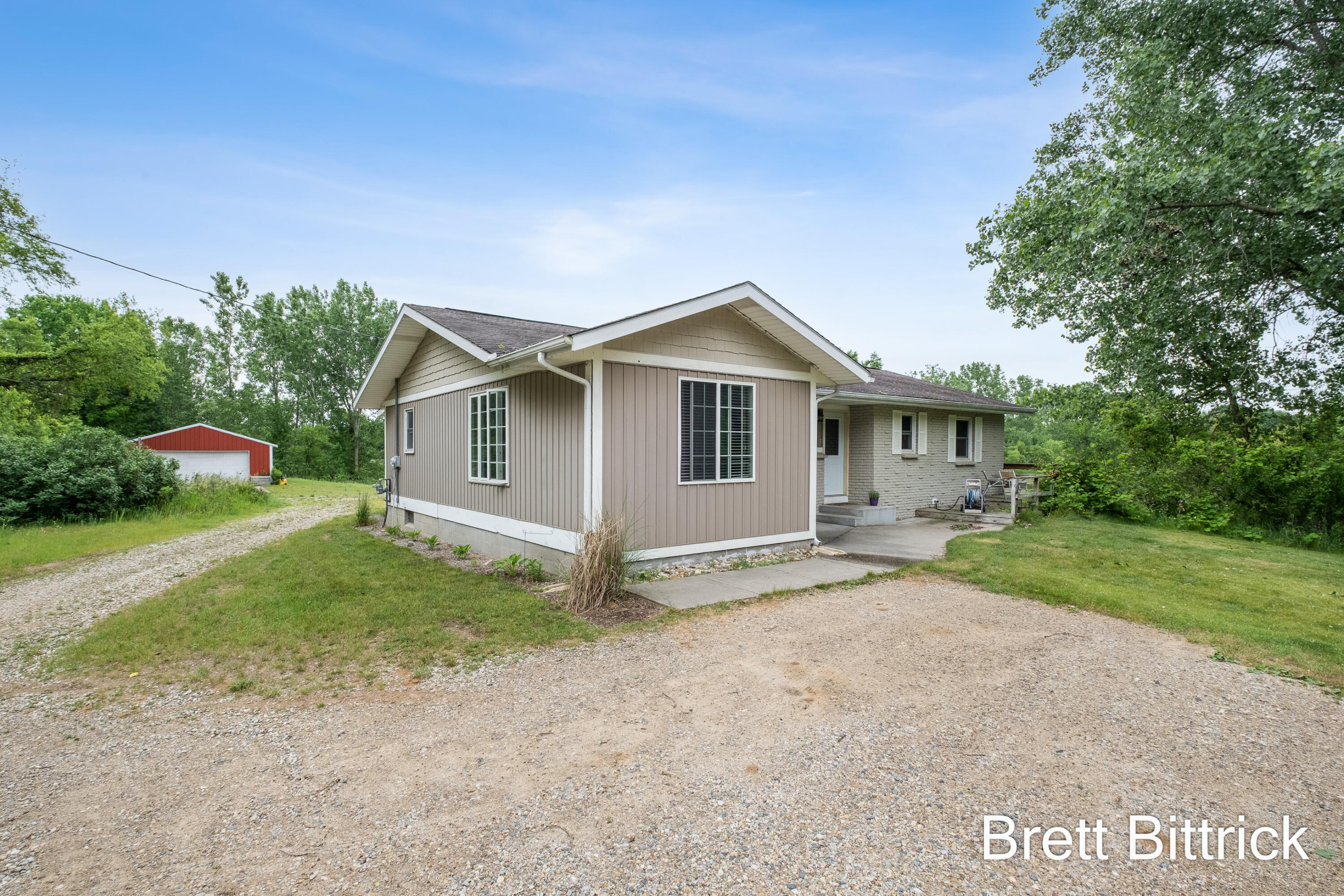 2810 20 Mile Road Kent City, MI 49330 - Photo 2 of 39 Photo-2