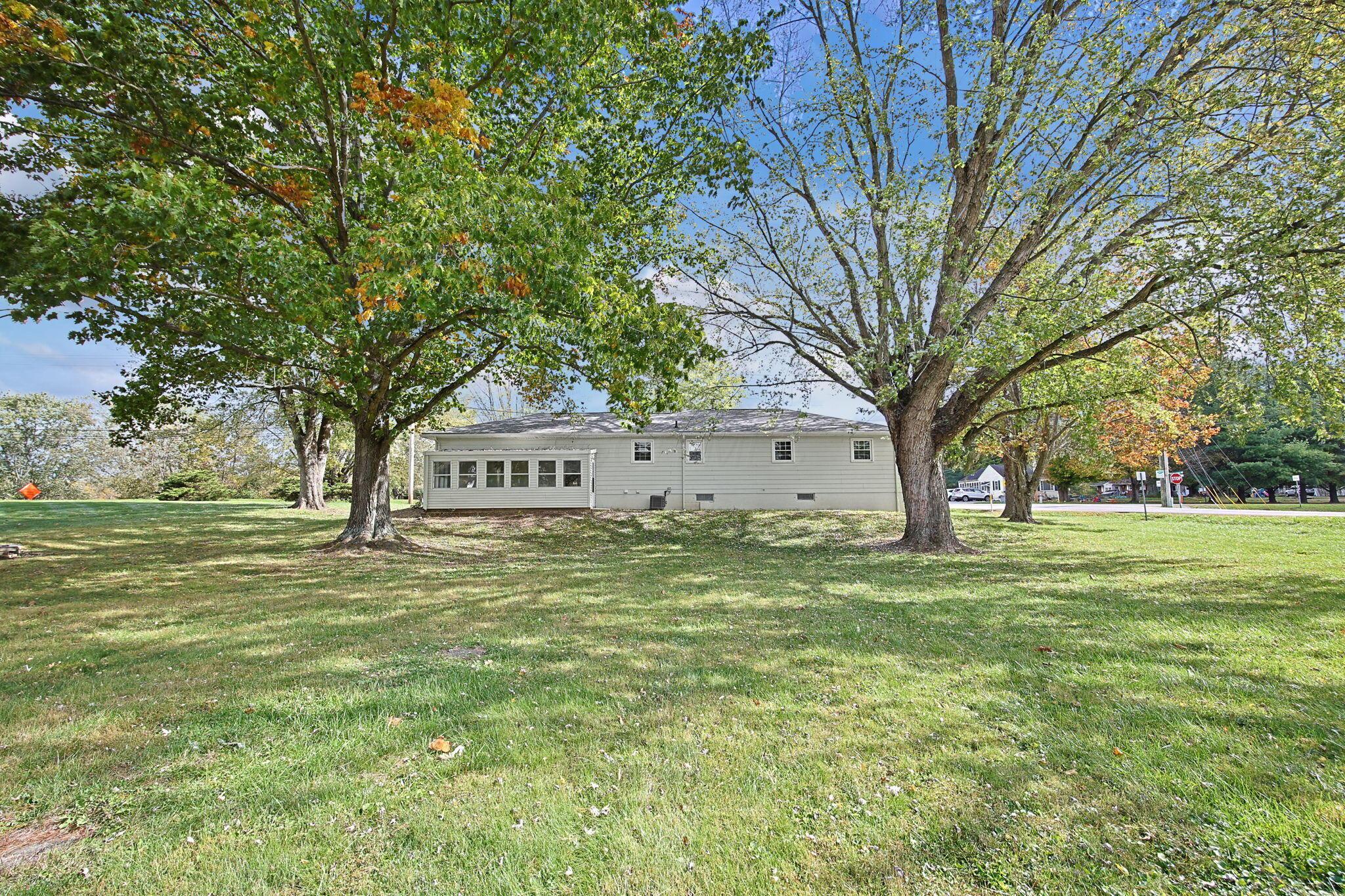 5465 Old Logan Road Southeast Lancaster, OH 43130 - Photo 35 of 41 36-web-or-mls-5465-old-logan-rd-se