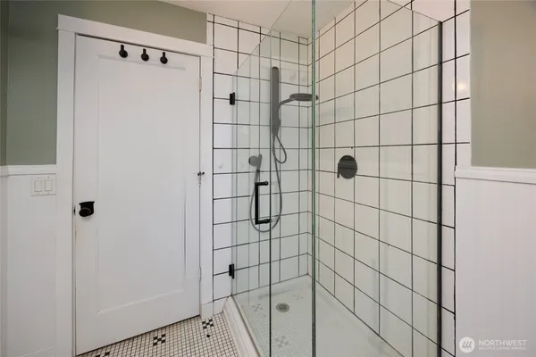 $724,950 | 2327 West Mukilteo Boulevard, Everett, WA 98203