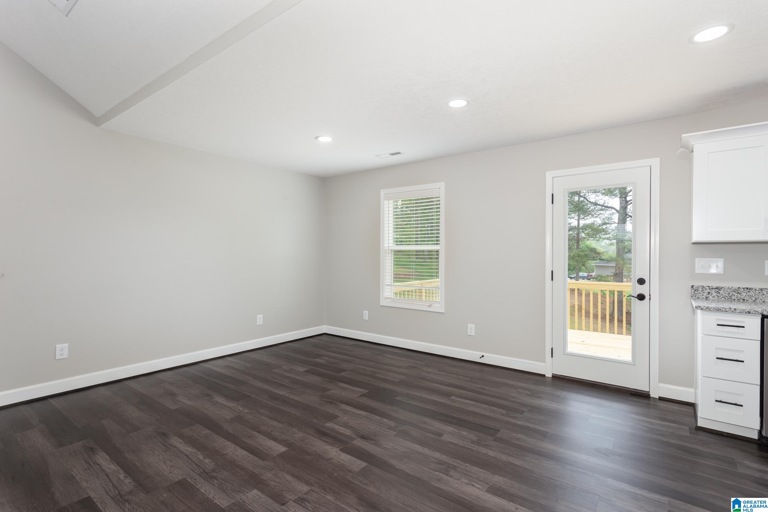 110 Grants Road Ohatchee, AL 36271 - Photo 7 of 30