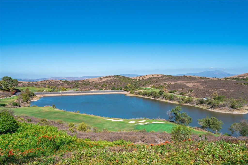 27 Sarena, Unit 38 Irvine, CA 92612 - Photo 5 of 52