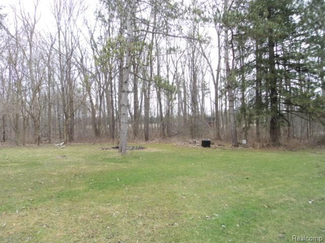 263 South Allen Road St. Clair, MI 48079 - Photo 22 of 27 263 S ALLEN PHOTOS 031 - Copy.JPG