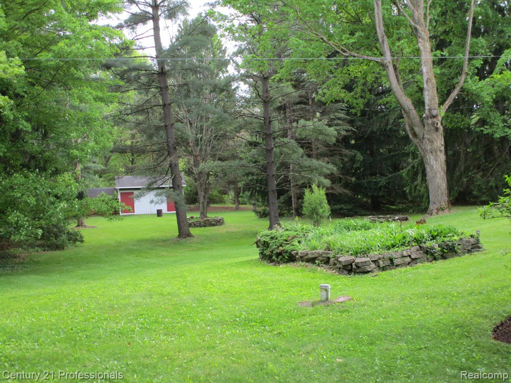 3155 Mason Road Howell, MI 48843 - Photo 4 of 40