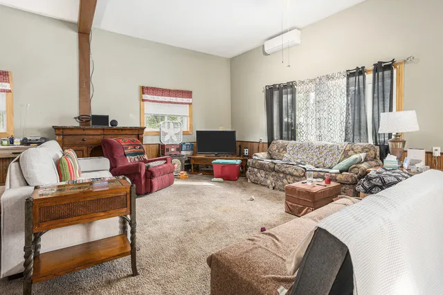 $260,000 | 3908 East Y Avenue, Vicksburg, MI 49097