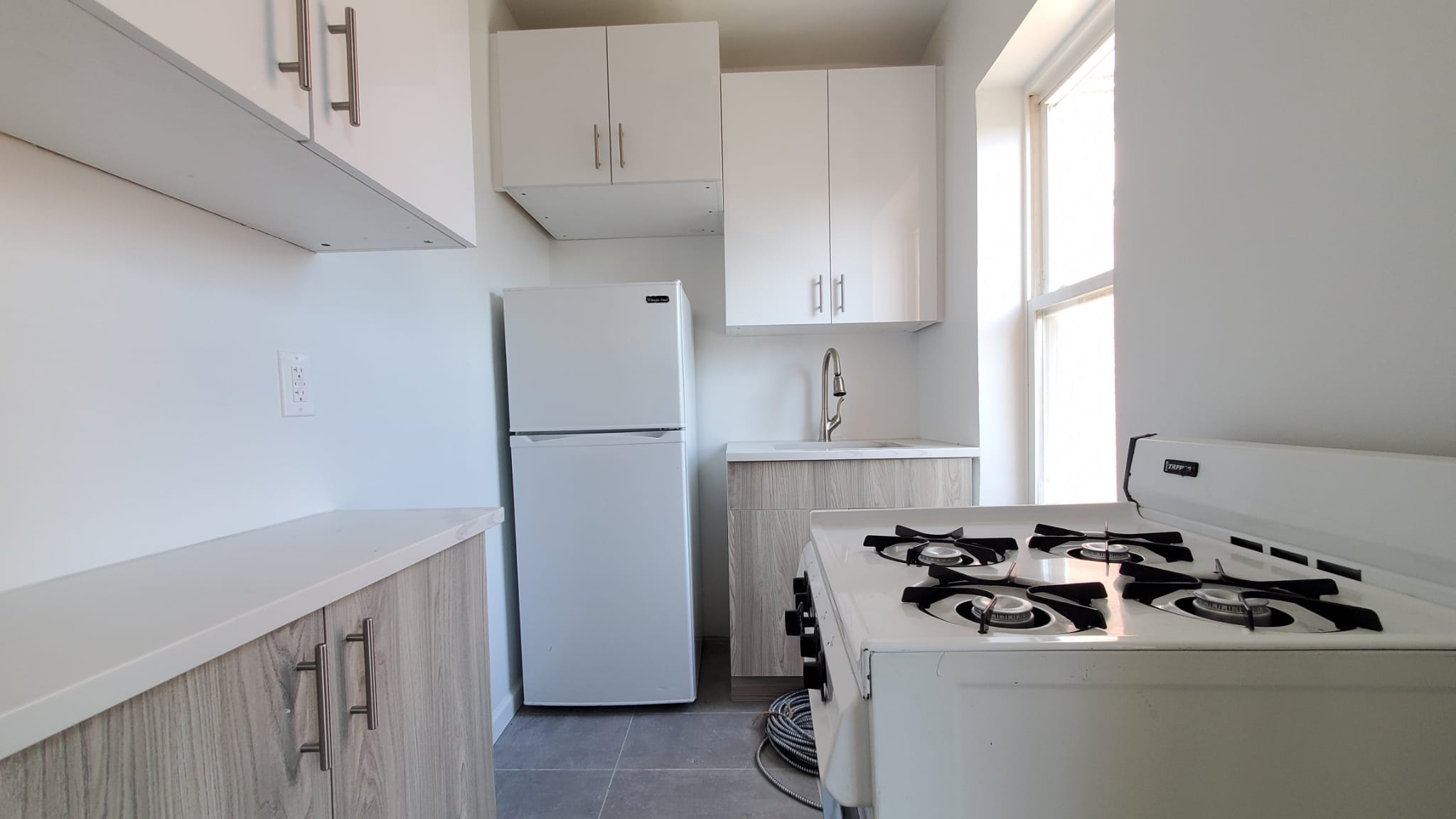 413 East 158th Street, Unit 3R Bronx, NY 10451 - Photo 5 of 10