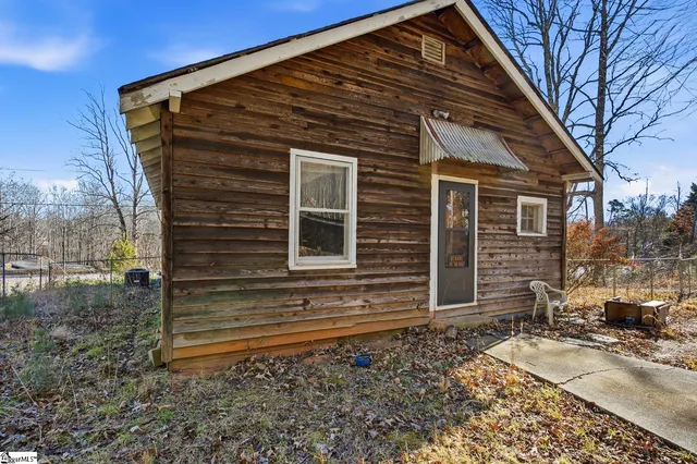 $275,000 | 2141 Geer Highway, Travelers Rest, SC 29690