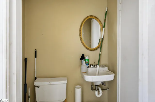 $275,000 | 2141 Geer Highway, Travelers Rest, SC 29690