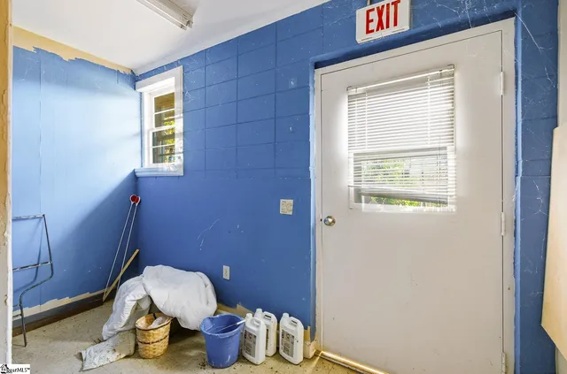 $275,000 | 2141 Geer Highway, Travelers Rest, SC 29690