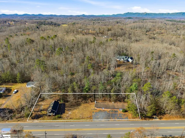 $275,000 | 2141 Geer Highway, Travelers Rest, SC 29690