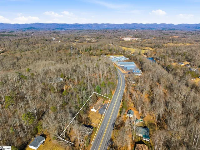 $275,000 | 2141 Geer Highway, Travelers Rest, SC 29690