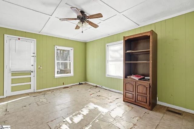 $275,000 | 2141 Geer Highway, Travelers Rest, SC 29690