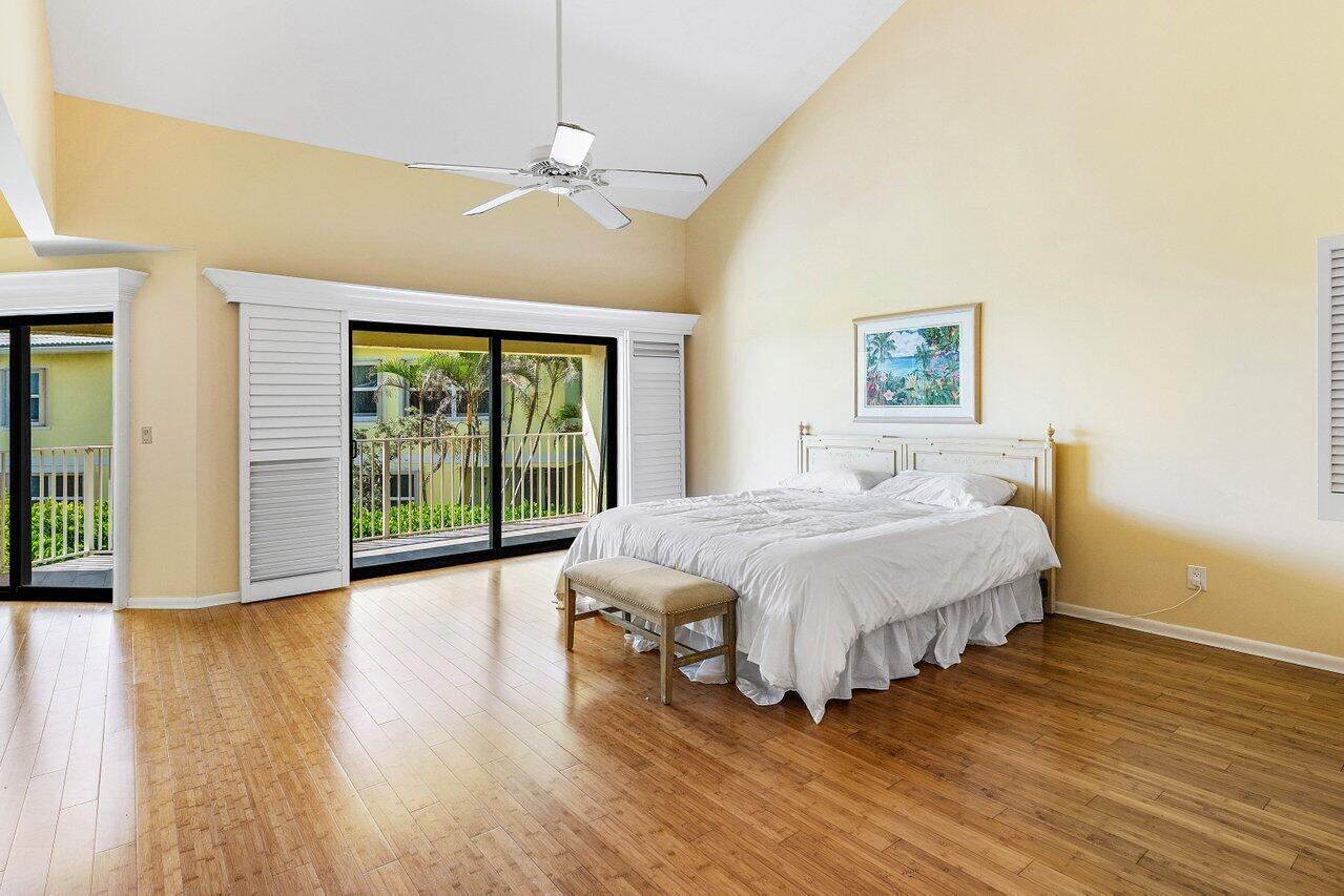 5109 North Ocean Boulevard, Unit E Ocean Ridge, FL 33435 - Photo 23 of 46 Primary Bedroom