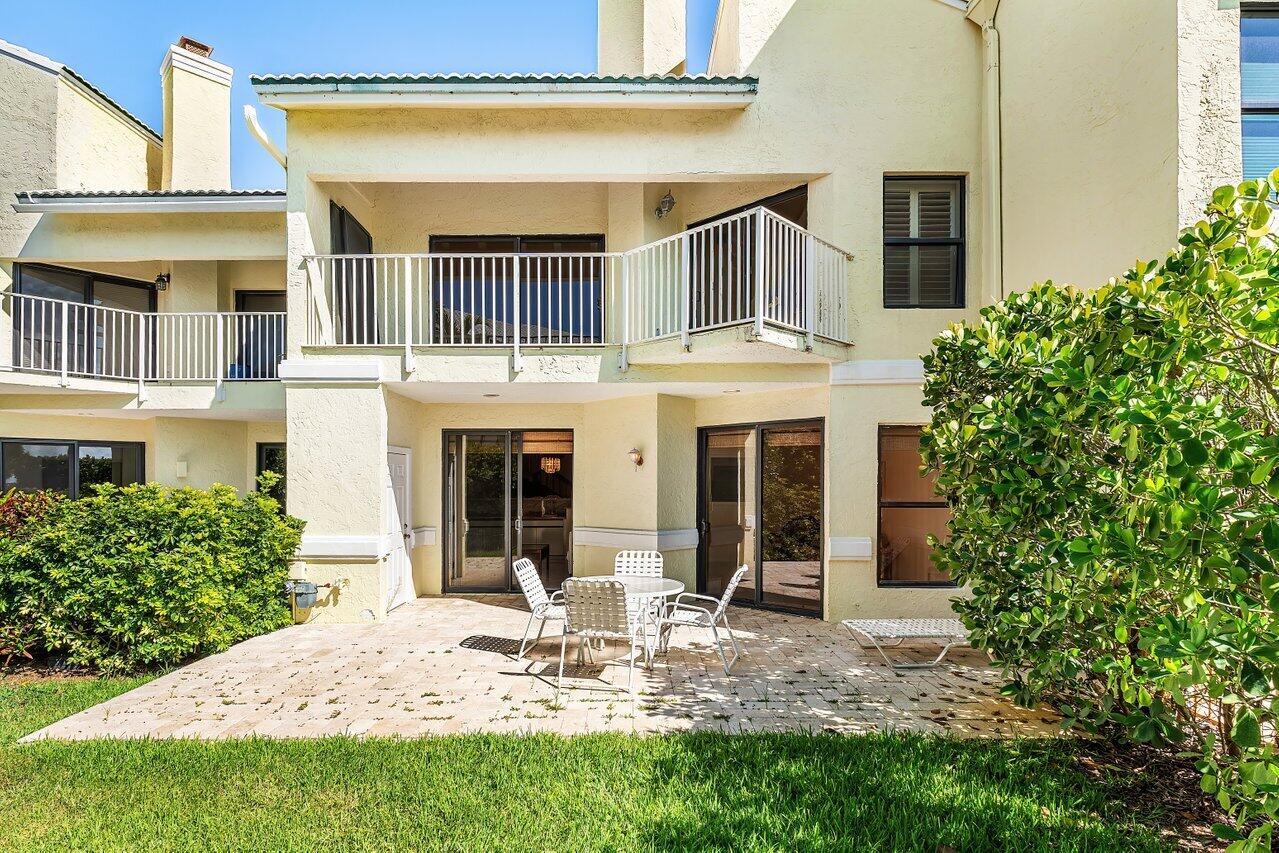 5109 North Ocean Boulevard, Unit E Ocean Ridge, FL 33435 - Photo 36 of 46 Exterior Bath View