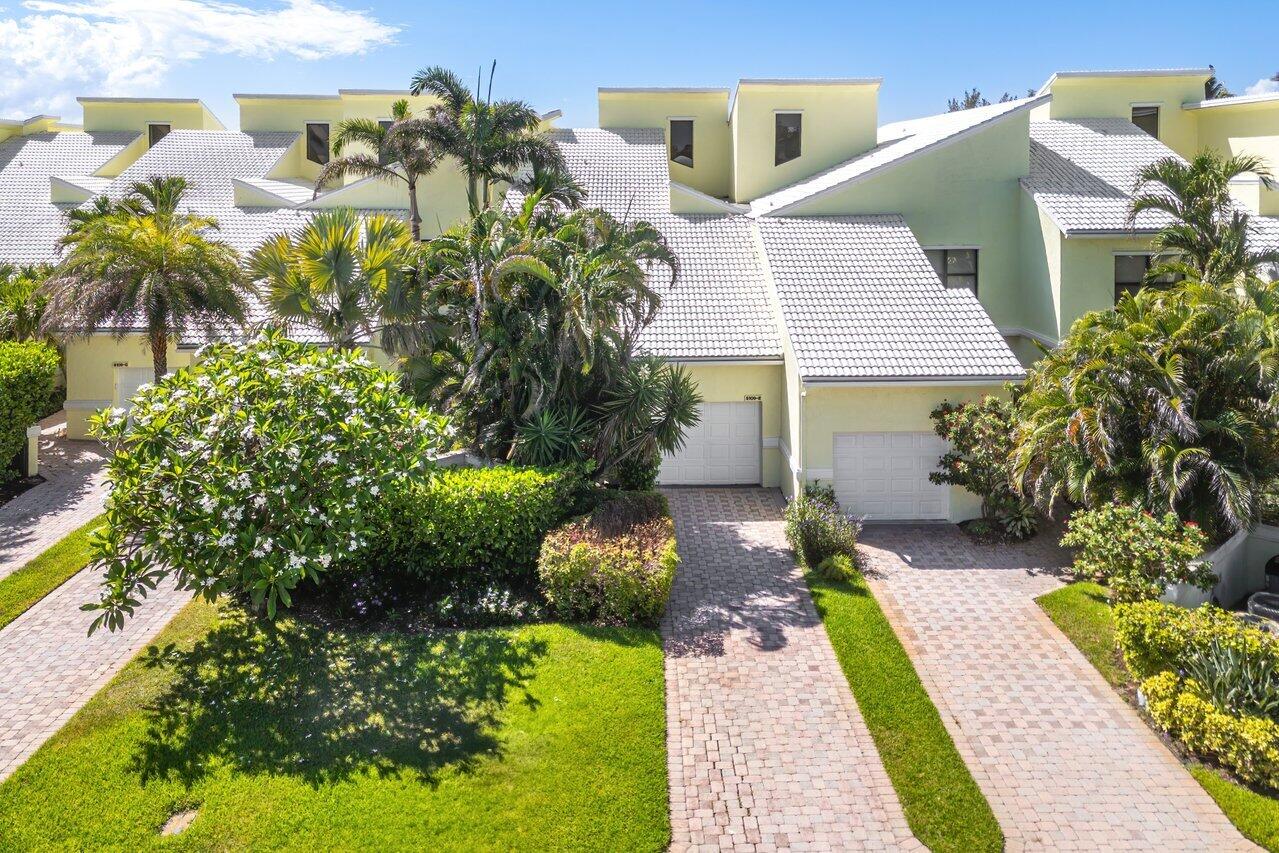 5109 North Ocean Boulevard, Unit E Ocean Ridge, FL 33435 - Photo 40 of 46 Front Exterior View