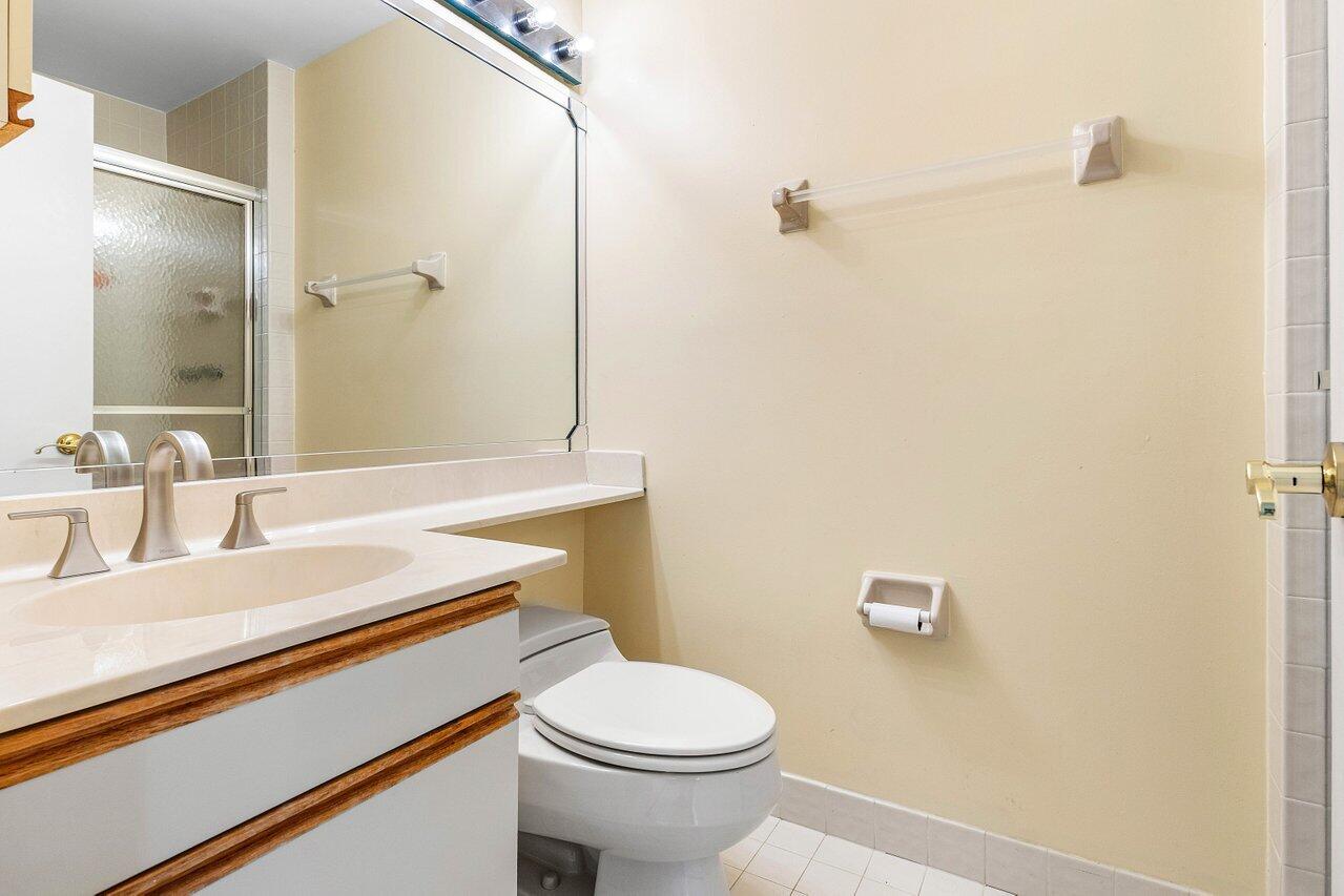 5109 North Ocean Boulevard, Unit E Ocean Ridge, FL 33435 - Photo 10 of 46 Lower