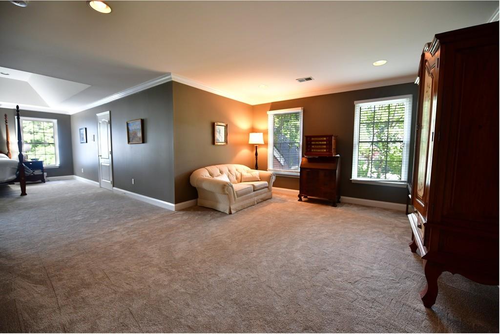 39 Greenwood Road Hopkinton, MA 01748 - Photo 16 of 31 Gallery Image 16