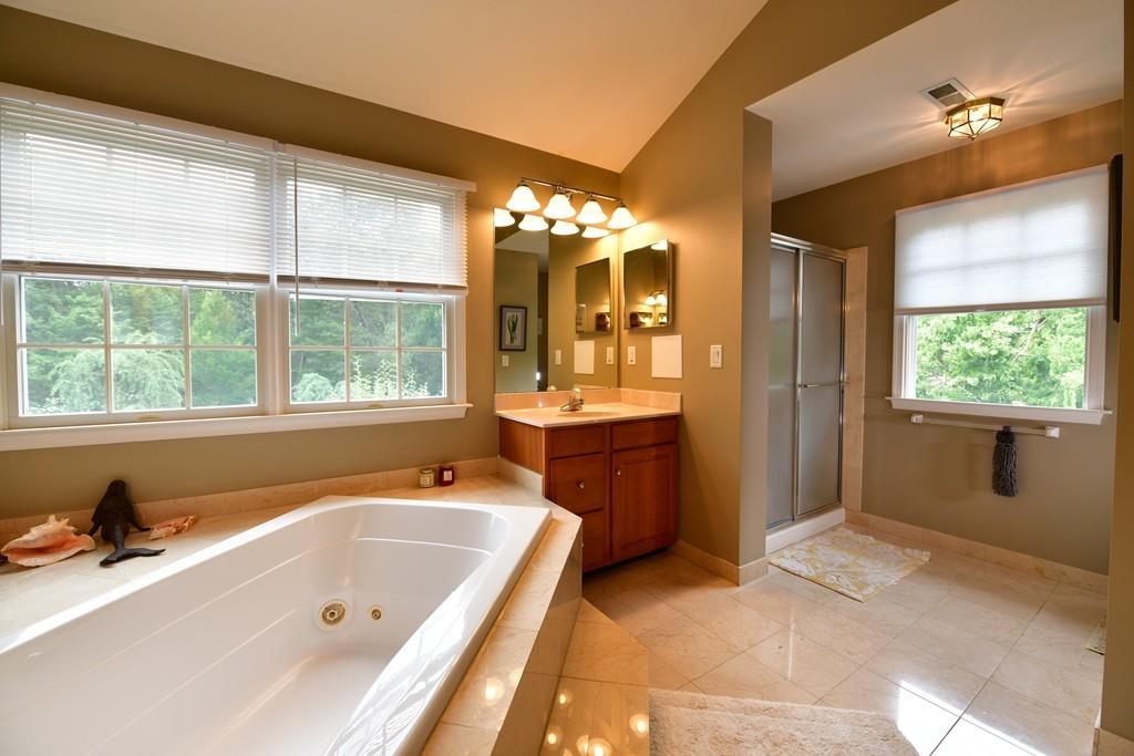 39 Greenwood Road Hopkinton, MA 01748 - Photo 18 of 31 Gallery Image 18