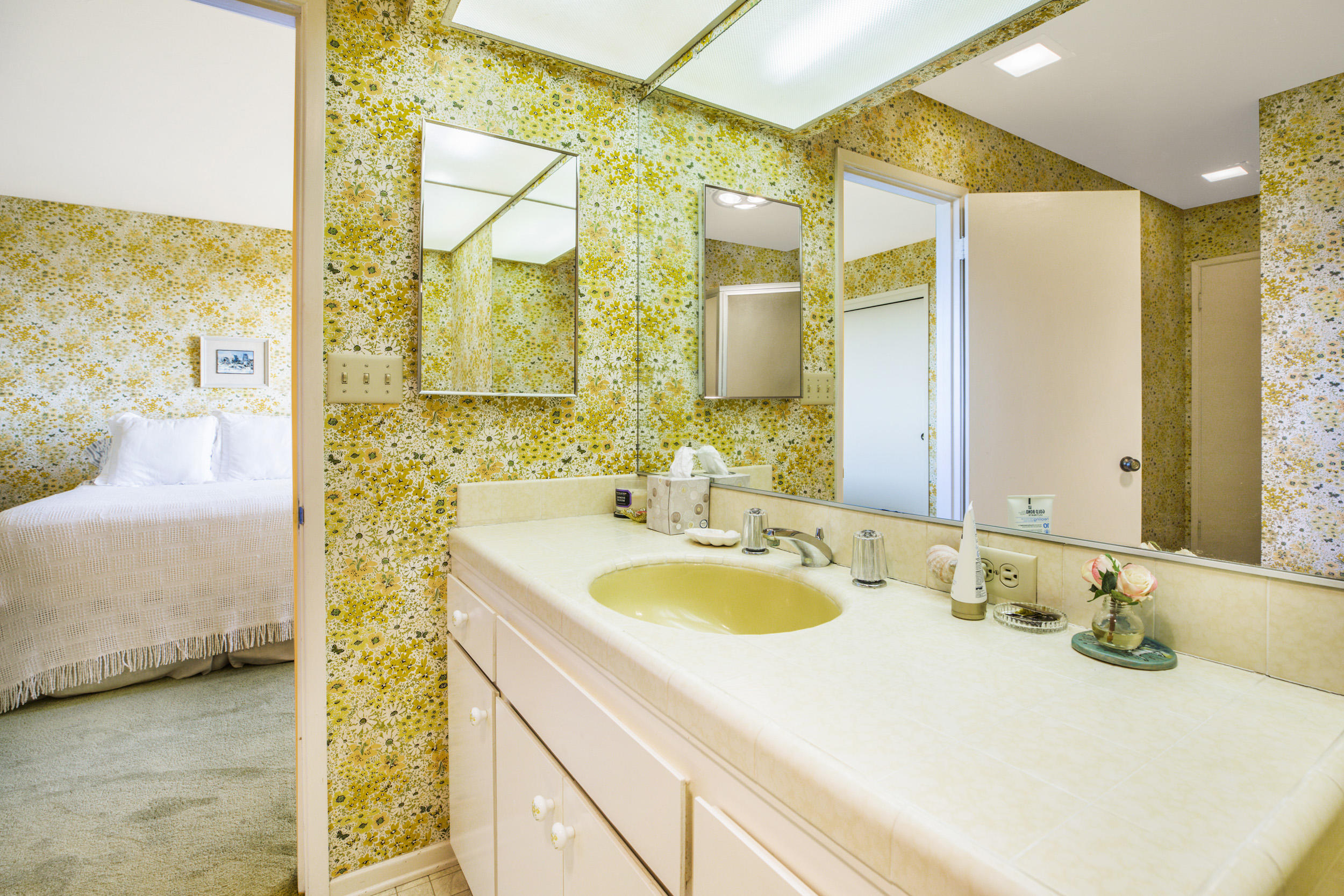 3330 Foothill Road Carpinteria, CA 93013 - Photo 12 of 17 9a. 2nd Bath 3330 Foothill_0030