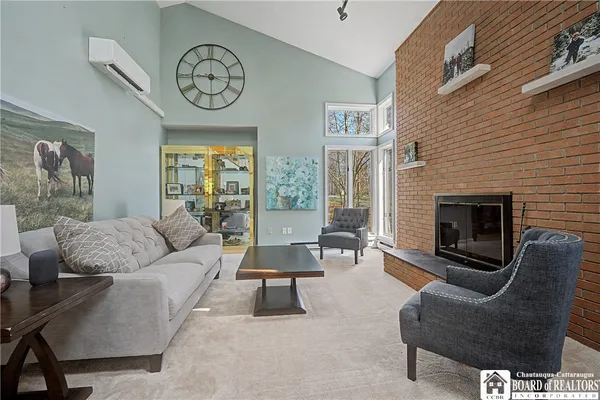 $399,900 | 61 Parkdale Drive, Jamestown, NY 14701