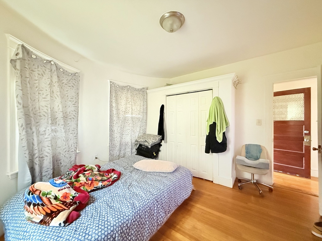 11 Edwin Street Boston, MA 02124 - Photo 5 of 20