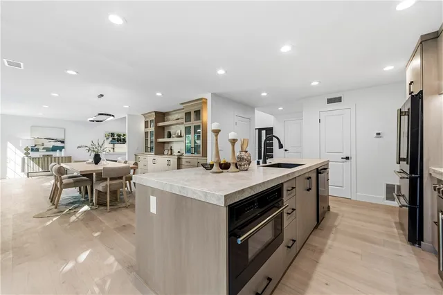 a view of utility room