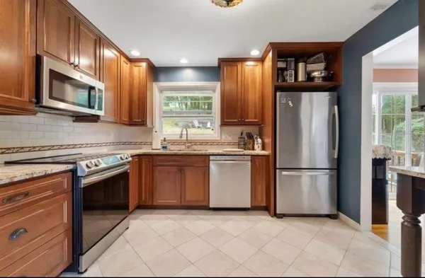 $2,900 | 3108 Cornell Avenue, Vestal, NY 13850
