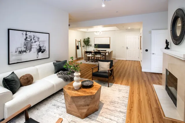 $799,000 | 130 East San Fernando Street, Unit 325, San Jose, CA 95112