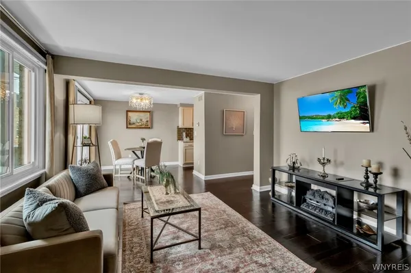 $145,900 | 61 Georgian Lane, Unit 5, Amherst, NY 14221