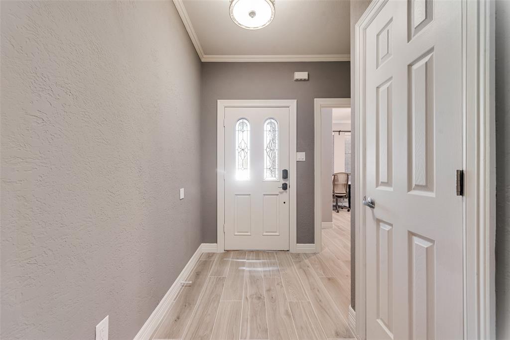 17060 Upper Bay Road Addison, TX 75001 - Photo 6 of 40