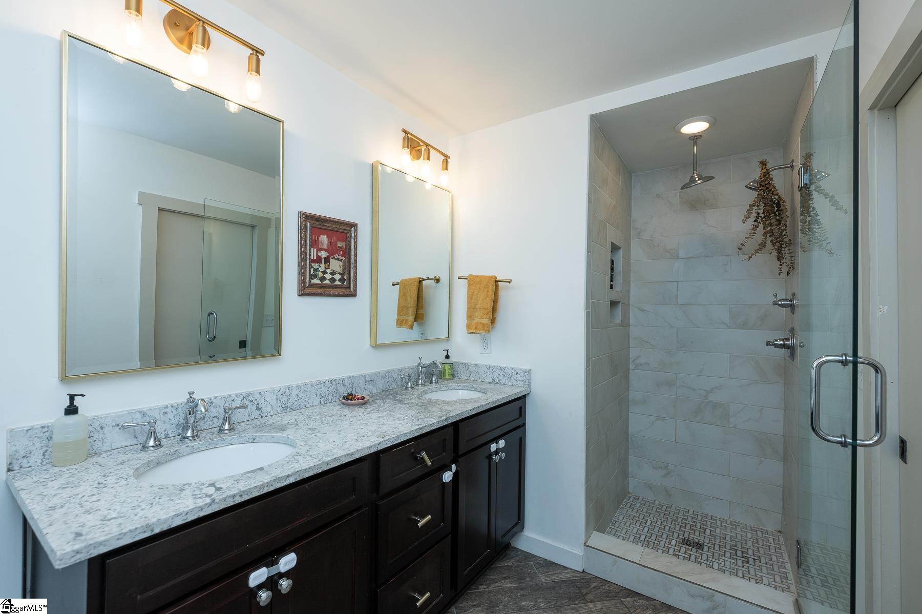 38 Nottingham Road Greenville, SC 29607 - Photo 18 of 37 Gallery Image 18