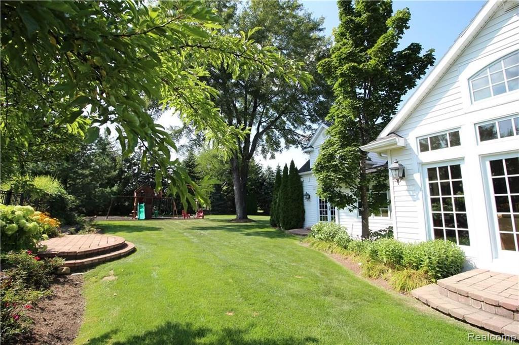 3901 West Tienken Road Rochester Hills, MI 48309 - Photo 14 of 87