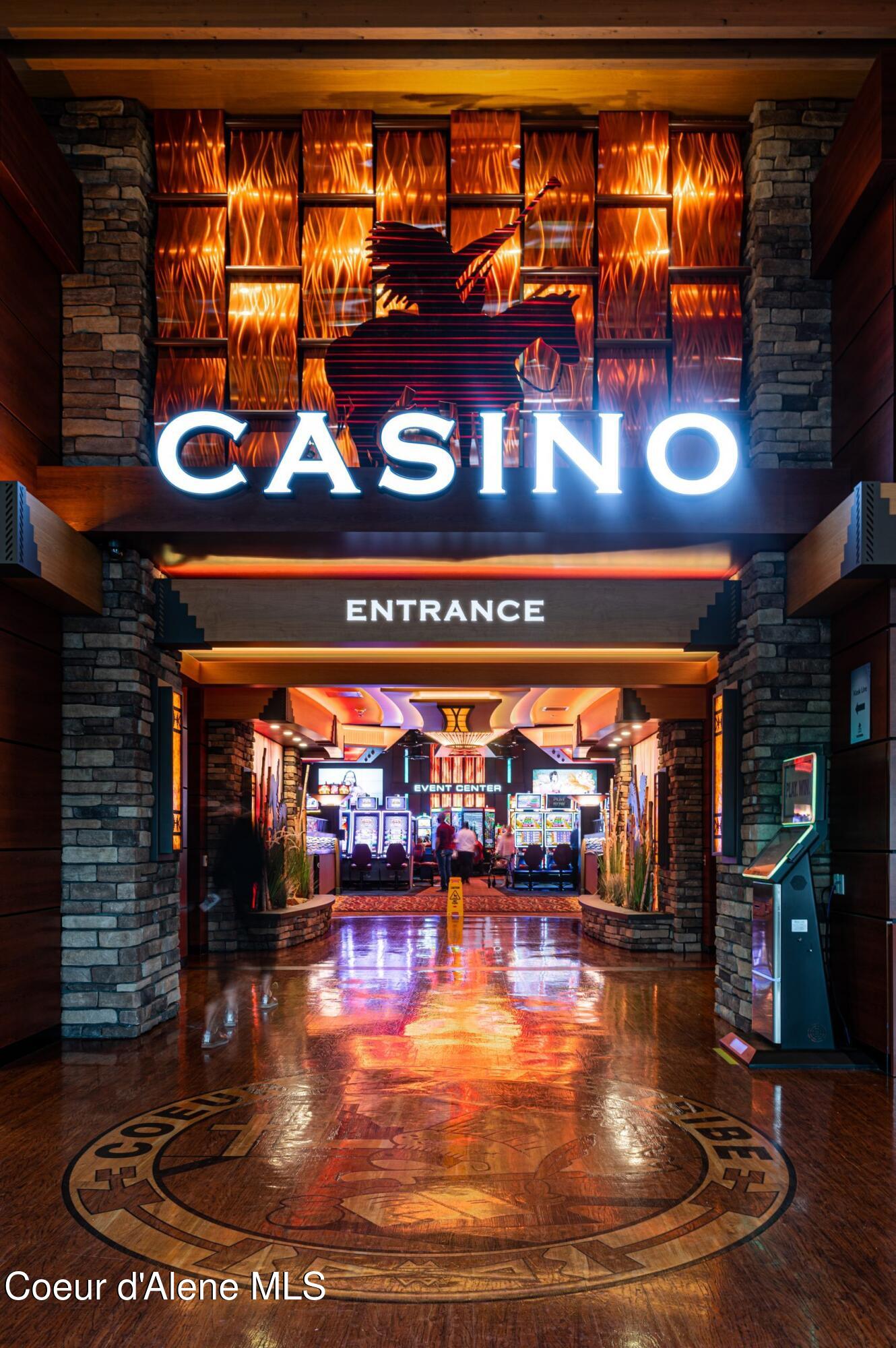 8247 West Shorecrest Road Coeur D'Alene, ID 83814 - Photo 51 of 54 15 MINUTES TOCDA CASINO