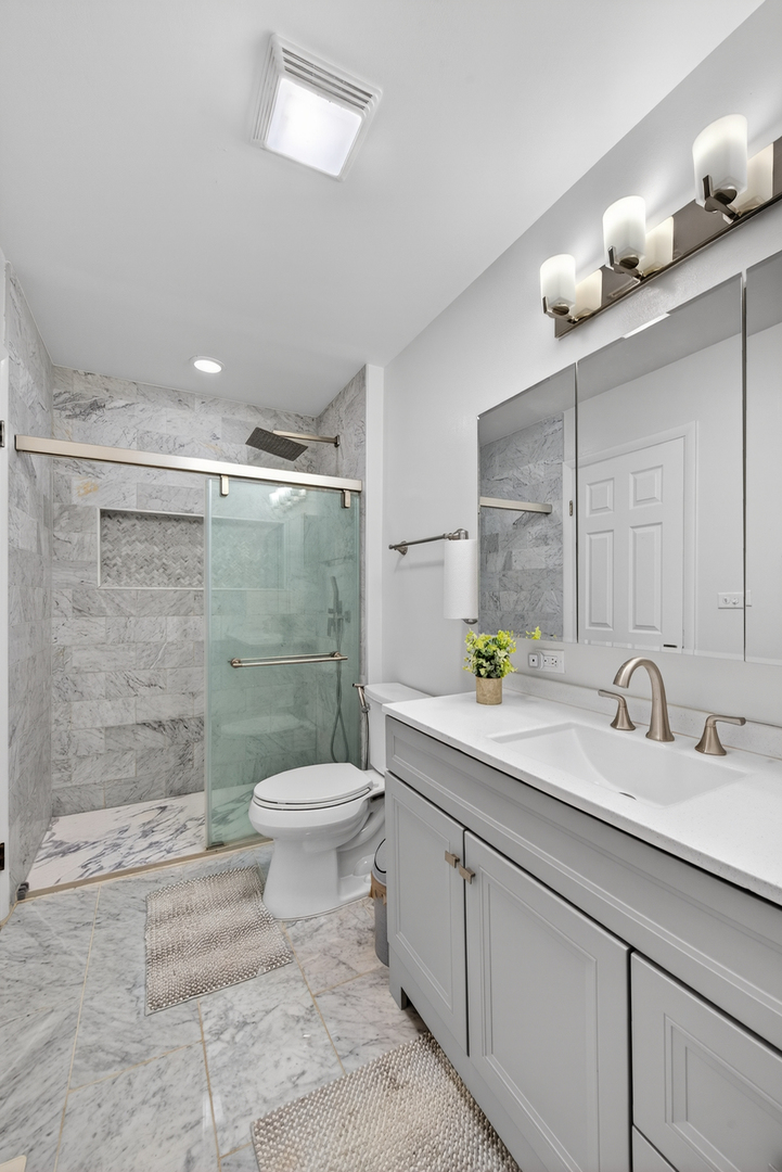 1293 West Oakmont Road Hoffman Estates, IL 60169 - Photo 21 of 37