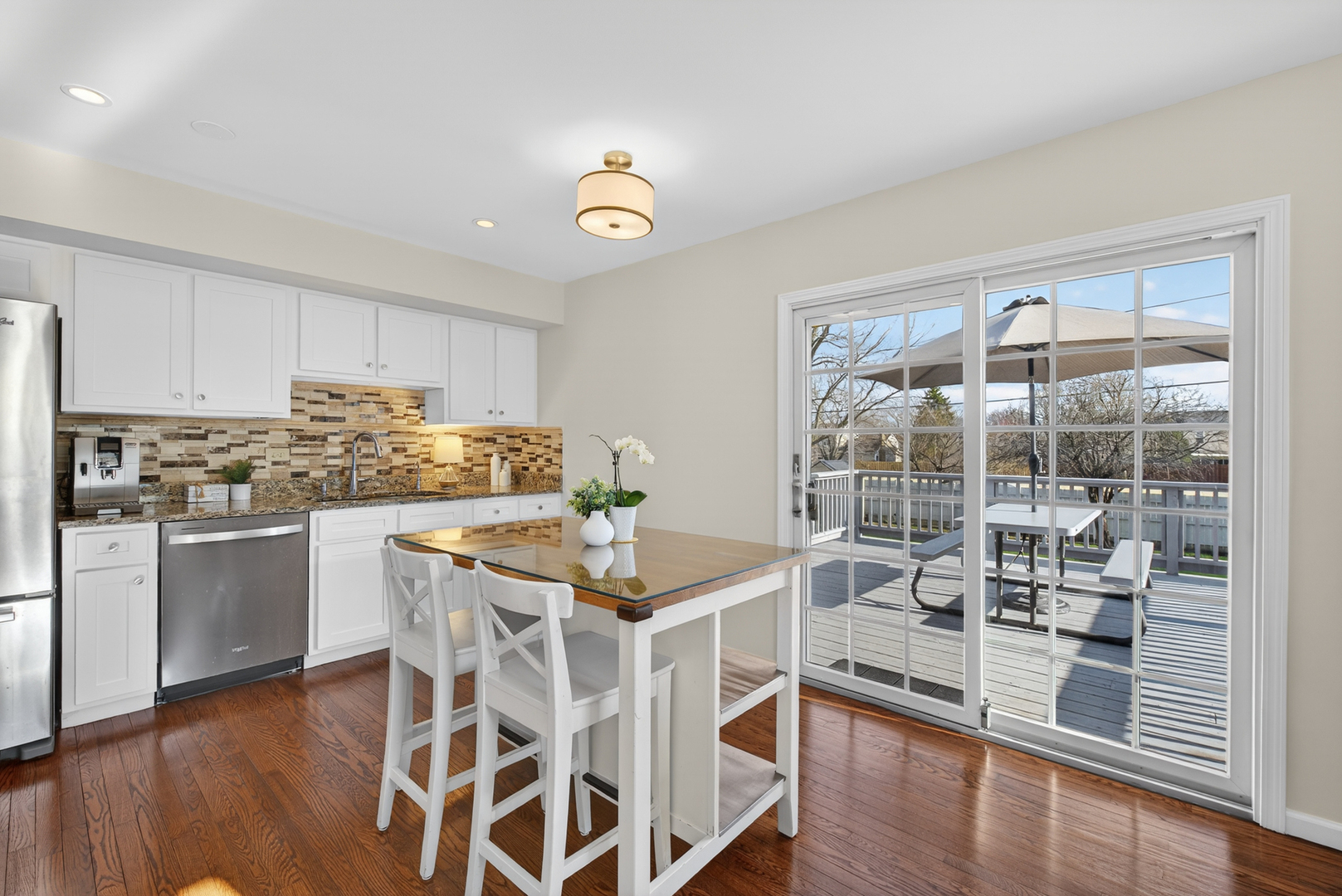 1293 West Oakmont Road Hoffman Estates, IL 60169 - Photo 10 of 37