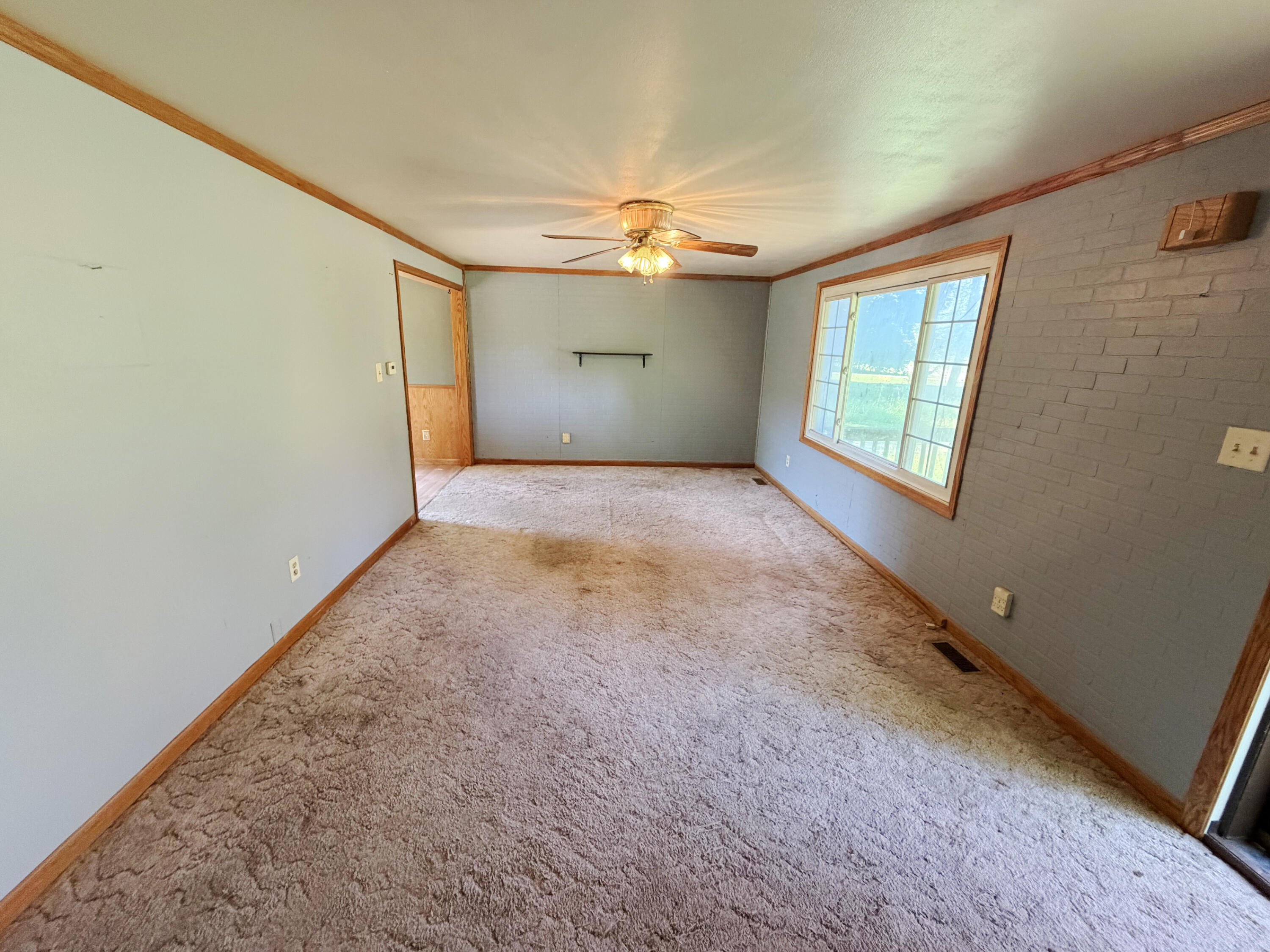 12375 Musbach Road Munith, MI 49259 - Photo 13 of 14 living room`