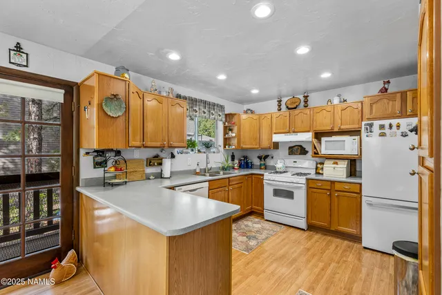 $599,000 | 1390 Big Bear Trail, Munds Park, AZ 86017