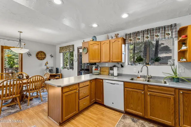 $599,000 | 1390 Big Bear Trail, Munds Park, AZ 86017