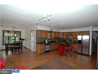 27720 Mt Pleasant Road Jobstown, NJ 08041 - Photo 5 of 12 Kitchen