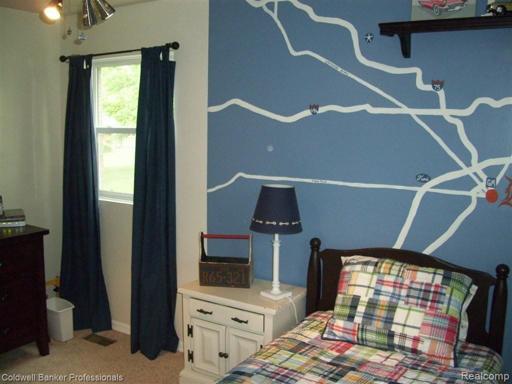 6325 Waldon Road Clarkston, MI 48346 - Photo 16 of 23 BEDROOM 1