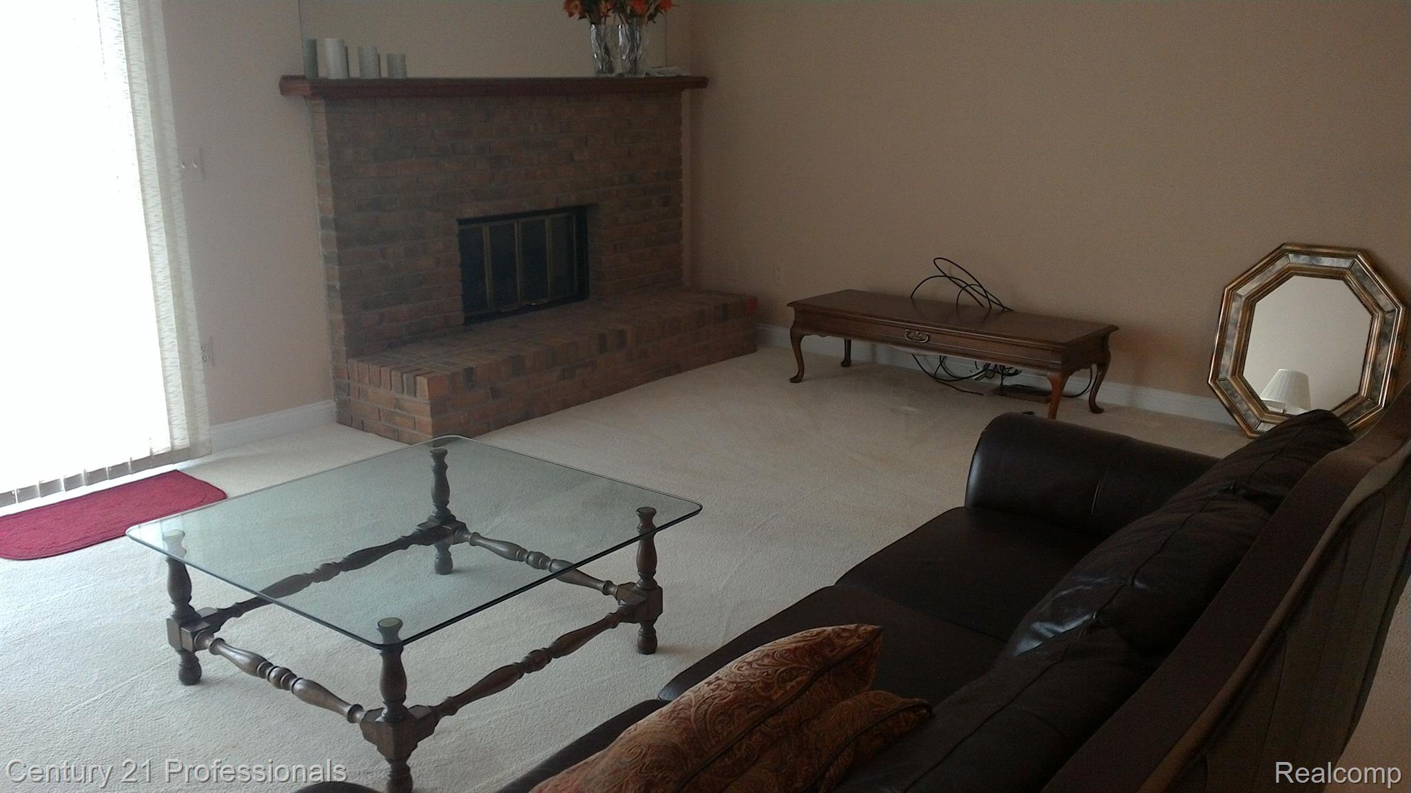 628 Tennyson Rochester, MI 48307 - Photo 12 of 32 Gallery Image 12