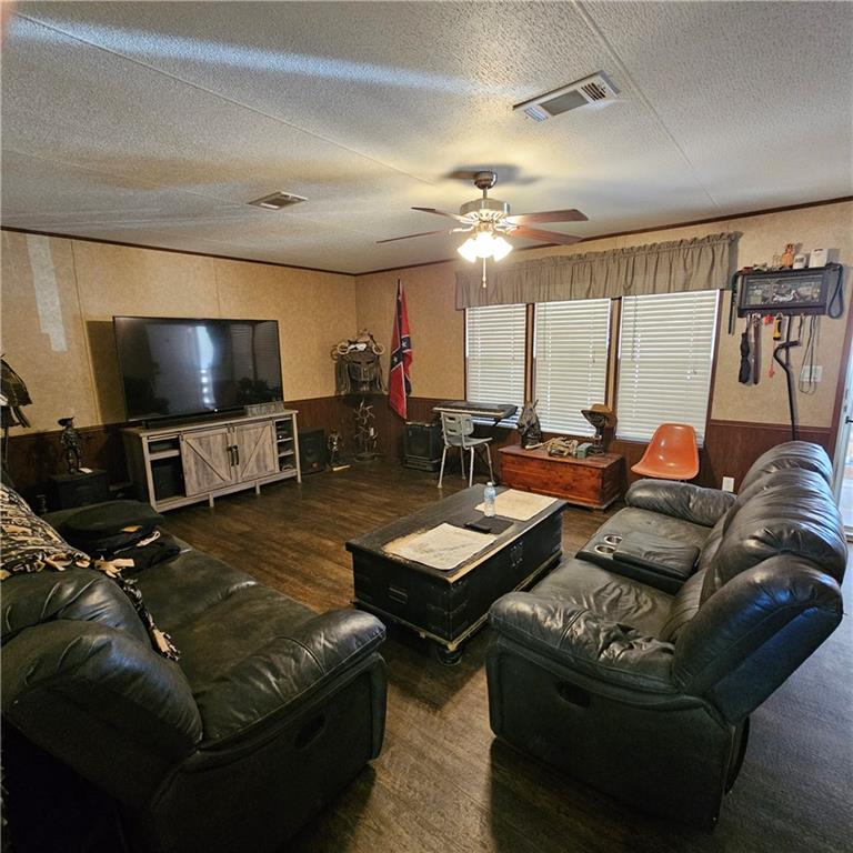 1555 Nelms Loop Colfax, LA 71417 - Photo 2 of 23