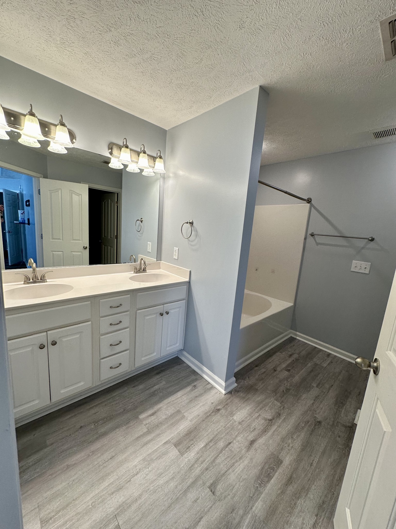 3381 Cornerstone Drive Murfreesboro, TN 37128 - Photo 10 of 17