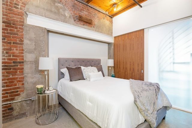 $1,272,500 | 35 Channel Center Street, Unit 505, Boston, MA 02210