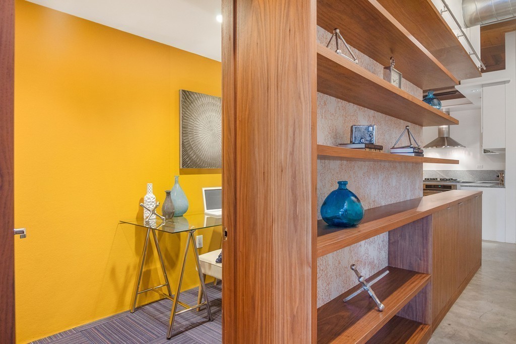 35 Channel Center Street, Unit 505 Boston, MA 02210 - Photo 14 of 21